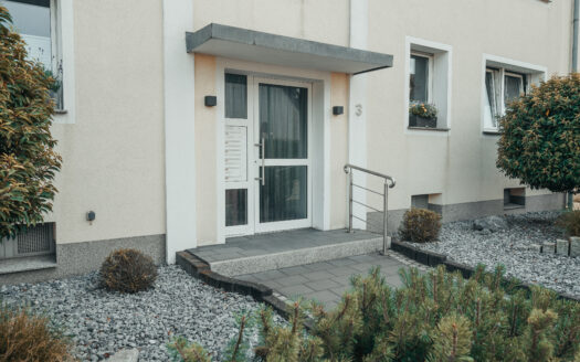 Gemütliche Dachgeschoss- Wohnung in bevorzugter Wohnlage!