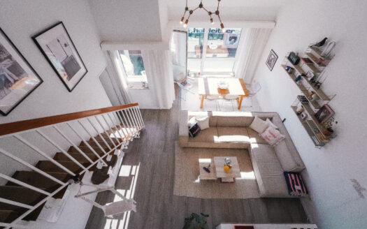 moderne, helle und einzugsfertige Maisonette-Wohnung, die etwas besonderes ist -Maisonettwohnung mit Charme in Willich