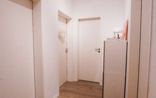 moderne, helle und einzugsfertige Maisonette-Wohnung, die etwas besonderes ist -Maisonettwohnung mit Charme in Willich